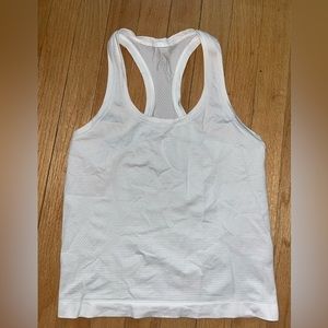 White Lululemon Swiftly Tech Racerback Tank Top 2.0 Race Length size 4